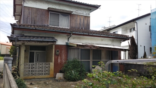 イエウールとは